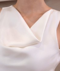 画像10: [ S-Lサイズ / 1カラー ][Eclet-Grelot by RiNFARRE]ホワイト・サテン・ドレープネック・リボン・タック・マーメイド・ノースリーブ・ミディアムドレス・エクラグレロ [奈月セナ着用][送料無料] (10)