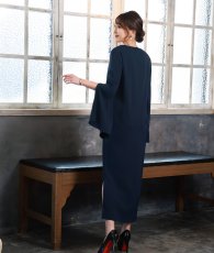 画像7: [ フリーサイズ / 1カラー ][EleHast]アームスリット・長袖・ケープ・エレガントモード・マキシ丈・ロングワンピース[薗田杏奈着用][送料無料] (7)