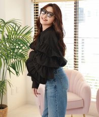 画像4: [ フリーサイズ / 1カラー ][EleHast]ブラック・3段ボリュームフリルスリーブ・バンドカラーブラウス・スタンドカラーシャツ[薗田杏奈着用][送料無料] (4)