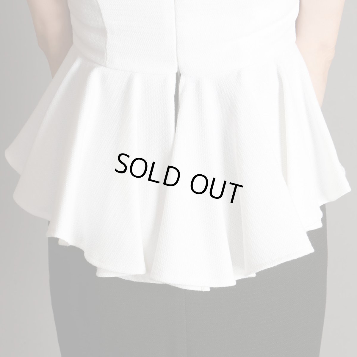 画像15: [SALE品のため返品不可＆再入荷なしの現品限り][ERUKEI][山崎みどり着用][姉ageha]パールビジュー＆シースルー・バイカラー・ぺプラム・ノースリーブ・タイト・ミニドレス・ワンピース (15)