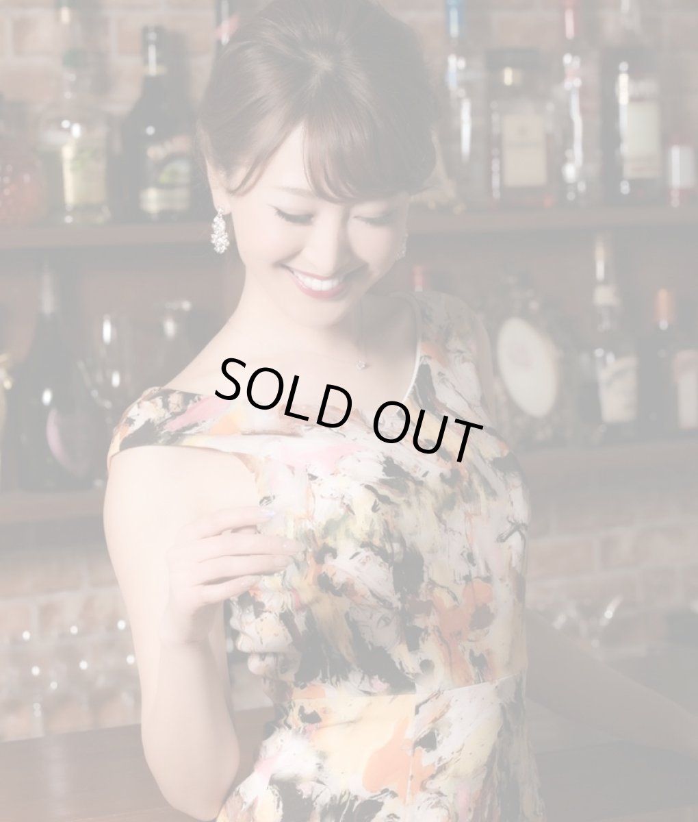 画像7: [SALE品のため返品不可＆再入荷なしの現品限り][ERUKEI]ペイントマーブル柄・Vネック・胸下切り替え・フレンチスリーブ・タイト・ミニドレス・ワンピース[山崎みどり・薗田杏奈着用]mylu (7)