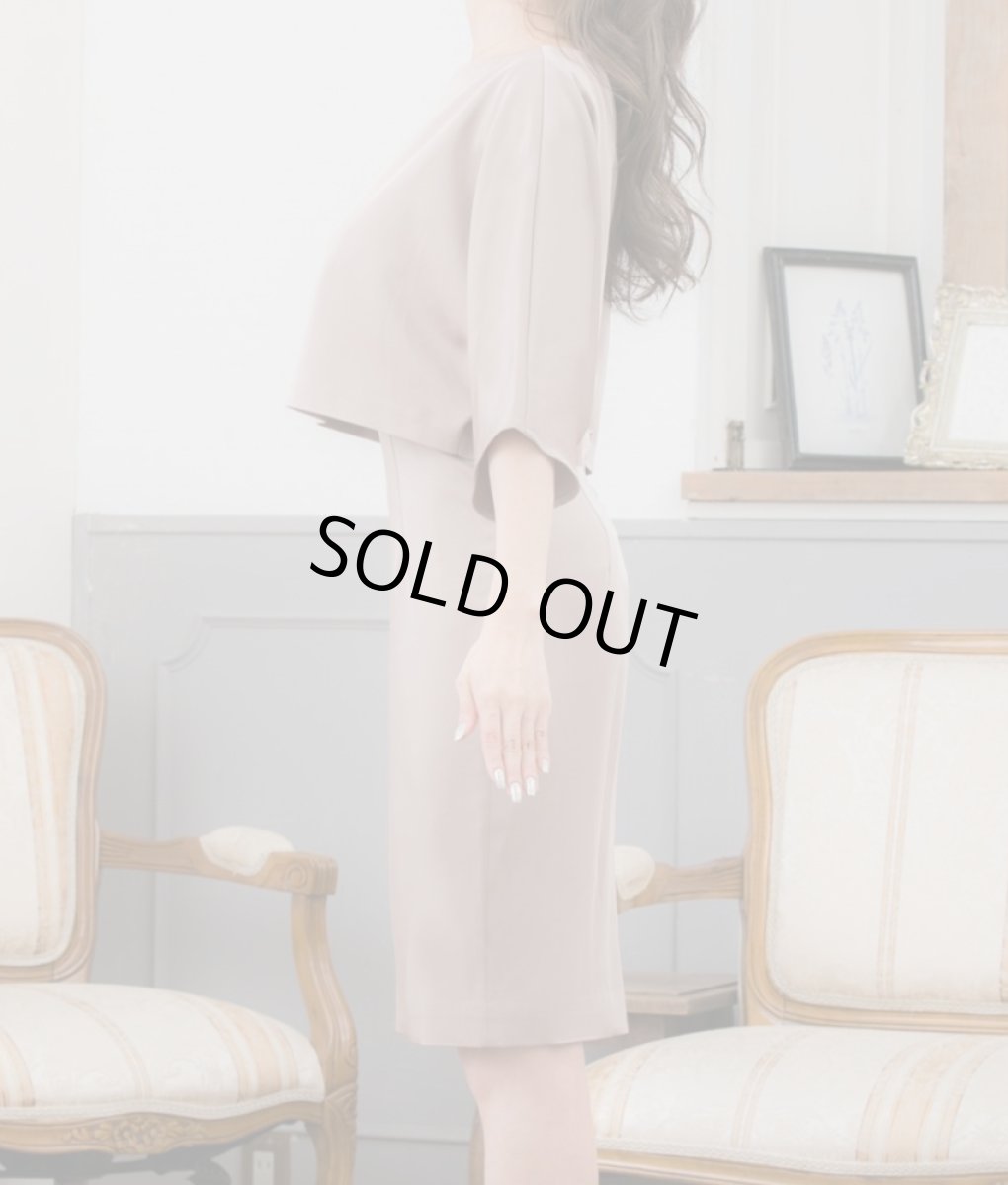 画像16: [SALE品のため返品不可＆再入荷なしの現品限り][ERUKEI]シンプル・無地・レイヤード・大人・ドルマンスリーブ・七分袖・タイト・ミニドレス・ワンピース[山崎みどり・MIRIN着用]《送料＆代引き手数料無料》mybw (16)