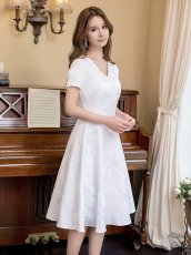 画像5: [ERUKEI/GINZA COUTURE]イエロー・ホワイト・ブルー・花柄・ジャガード・切り替え・Aライン・半袖・ミディアムドレス・ワンピース[送料無料] (5)