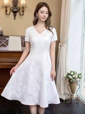 画像11: [ERUKEI/GINZA COUTURE]イエロー・ホワイト・ブルー・花柄・ジャガード・切り替え・Aライン・半袖・ミディアムドレス・ワンピース[送料無料] (11)