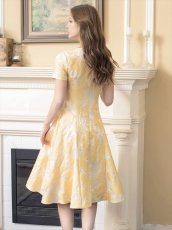 画像7: [ERUKEI/GINZA COUTURE]イエロー・ホワイト・ブルー・花柄・ジャガード・切り替え・Aライン・半袖・ミディアムドレス・ワンピース[送料無料] (7)