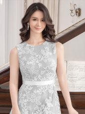 画像4: [ERUKEI/GINZA COUTURE]グレー×ホワイト・総レース・Aライン・ノースリーブ・ミディアムドレス・ワンピース[送料無料] (4)
