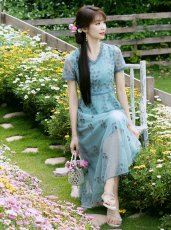 画像12: [ERUKEI/GINZA COUTURE]パープル・グリーン・リーフモチーフ・刺繍・ウエストリボン・Vネック・Aライン・半袖・ミディアムドレス・ワンピース[送料無料] (12)