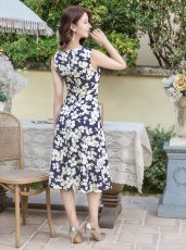 画像6: [ERUKEI/GINZA COUTURE]ネイビー×ホワイト・イエロー×ホワイト・フラワープリント・Aライン・ノースリーブ・ミディアムドレス・ワンピース[送料無料] (6)