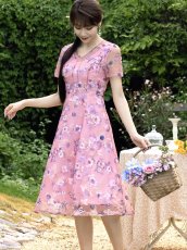 画像4: [ XS-Lサイズ / 2カラー ][ERUKEI/GINZA COUTURE]ブルー・ピンク・花柄・蝶・刺繍・半袖・チュール・レース・Aライン・ミディアムドレス・ワンピース[送料無料] (4)