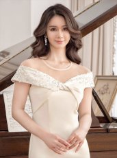 画像4: [ERUKEI]アイボリー・オフショルダー風・胸元シースルー・スパンコール・ビジュー・タイト・ミニドレス・ワンピース[送料無料] (4)