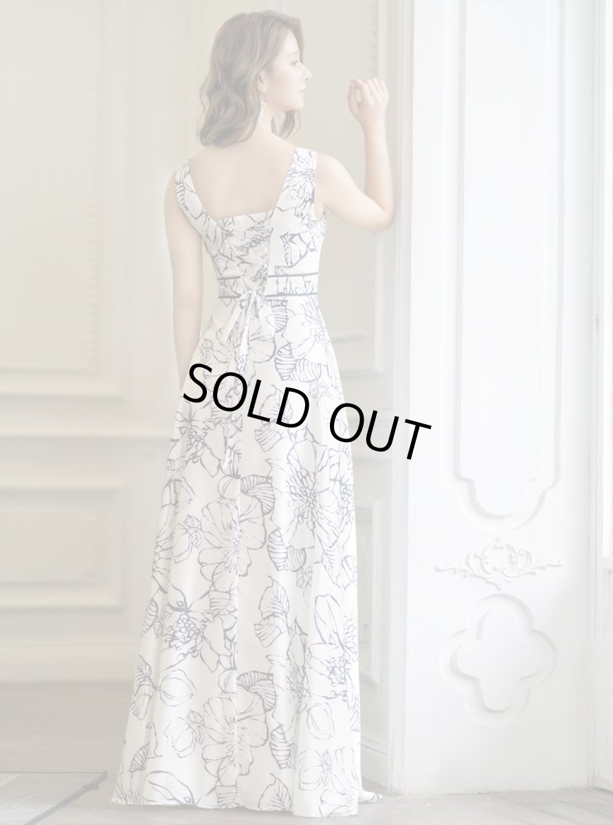 画像15: [ERUKEI]ノースリーブ・イエロー・ホワイトブラック・花柄・プリント・Vネック・ロングドレス[黒木麗奈着用]《送料＆代引き手数料無料》 (15)