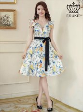 画像2: [ERUKEI]イエロー・レッド・花柄・プリント・サテン・フリルスリーブ・Aライン・リボンベルト・ミニドレス・ワンピース[送料無料] (2)