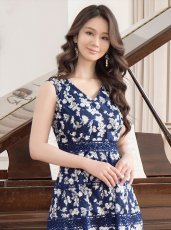 画像4: [ERUKEI/SETTAN]ネイビー・フラワーチーフ・総レース・Aライン・ノースリーブ・Vネック・ミディアムドレス・ワンピース[送料無料] (4)