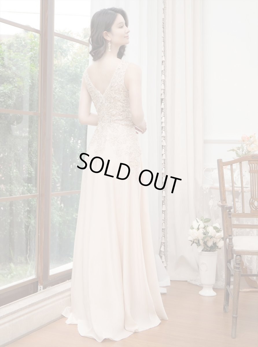 画像8: [ERUKEI/SETTAN]ホワイト・ネイビー・ベージュ・ワインレッド・Aライン・エレガント・胸元レース・スパンコール・ロングドレス[送料無料] (8)