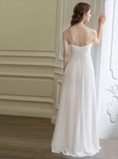 画像6: [ERUKEI/SETTAN]レッド・ホワイト・イエロー・胸元カット・ビジュー・エレガント・Aライン・ロングドレス[送料無料] (6)