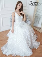 画像1: [ERUKEI/SETTAN]ホワイト・ノースリーブ・Vネック・ストライプ・ビジュー・変形ヘム・フレア・Aライン・ロングドレス[送料無料] (1)