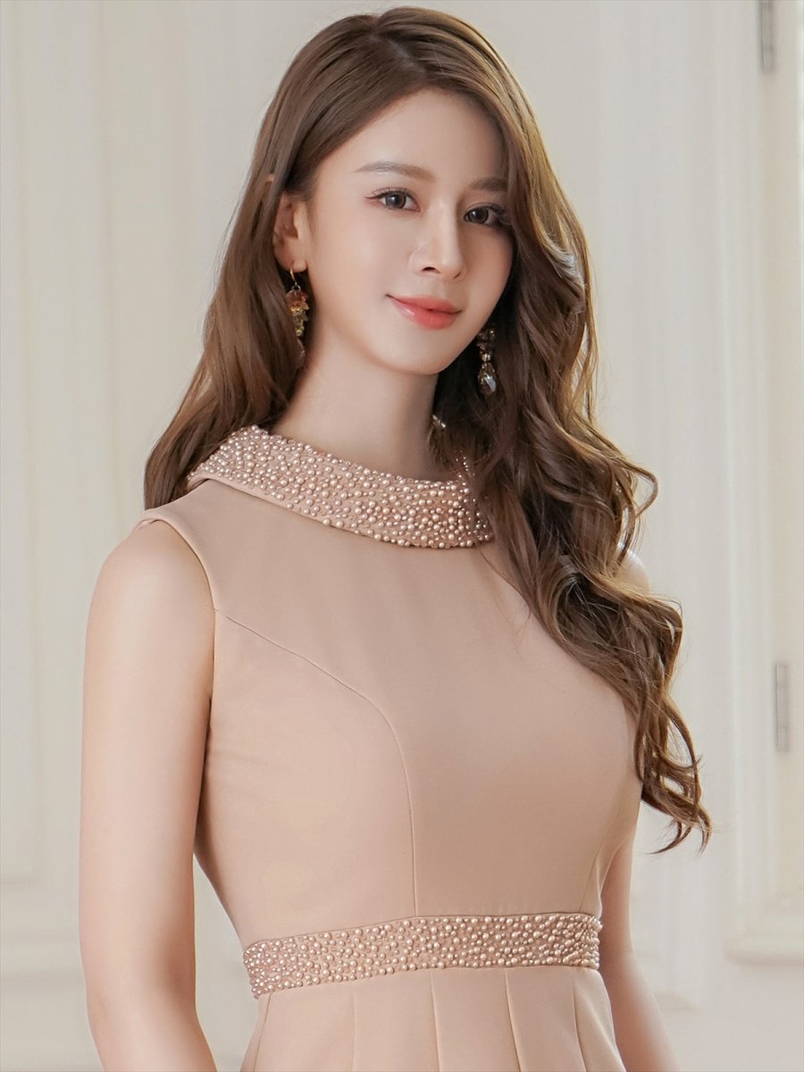 画像18: [ERUKEI]シンプル・ノースリーブ・Aライン・首元パール・ひざ丈・ミディアムドレス・ワンピース[夏木セナ着用]《送料＆代引き手数料無料》 (18)