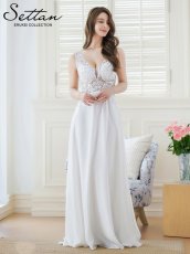 画像2: [ERUKEI/SETTAN]ワインレッド・ホワイト・Ｖネック・Aライン・エレガント・胸元レース・ビーズ・スパンコール・ロングドレス[送料無料] (2)