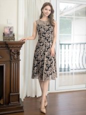 画像2: [ERUKEI GINZA COUTURE]総レース・パイピング・ラインデザイン・Aライン・ノースリーブ・ミディアムドレス・ワンピース[黒木麗奈着用][送料無料] (2)