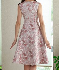 画像13: [ERUKEI]花柄・刺繍・金糸・切り込みカット・フレア・Aライン・膝丈・ミニドレス・ワンピース[山崎みどり着用]《送料＆代引き手数料無料》 mypkslluwh (13)