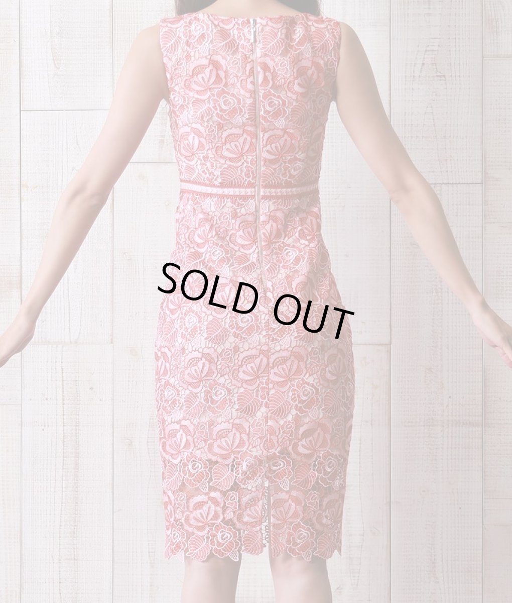 画像9: [ERUKEI]ケミカルレース・総レース・ノースリーブ・タイト・膝丈・ミディアムドレス・ワンピース[れお着用]《送料＆代引き手数料無料》 (9)