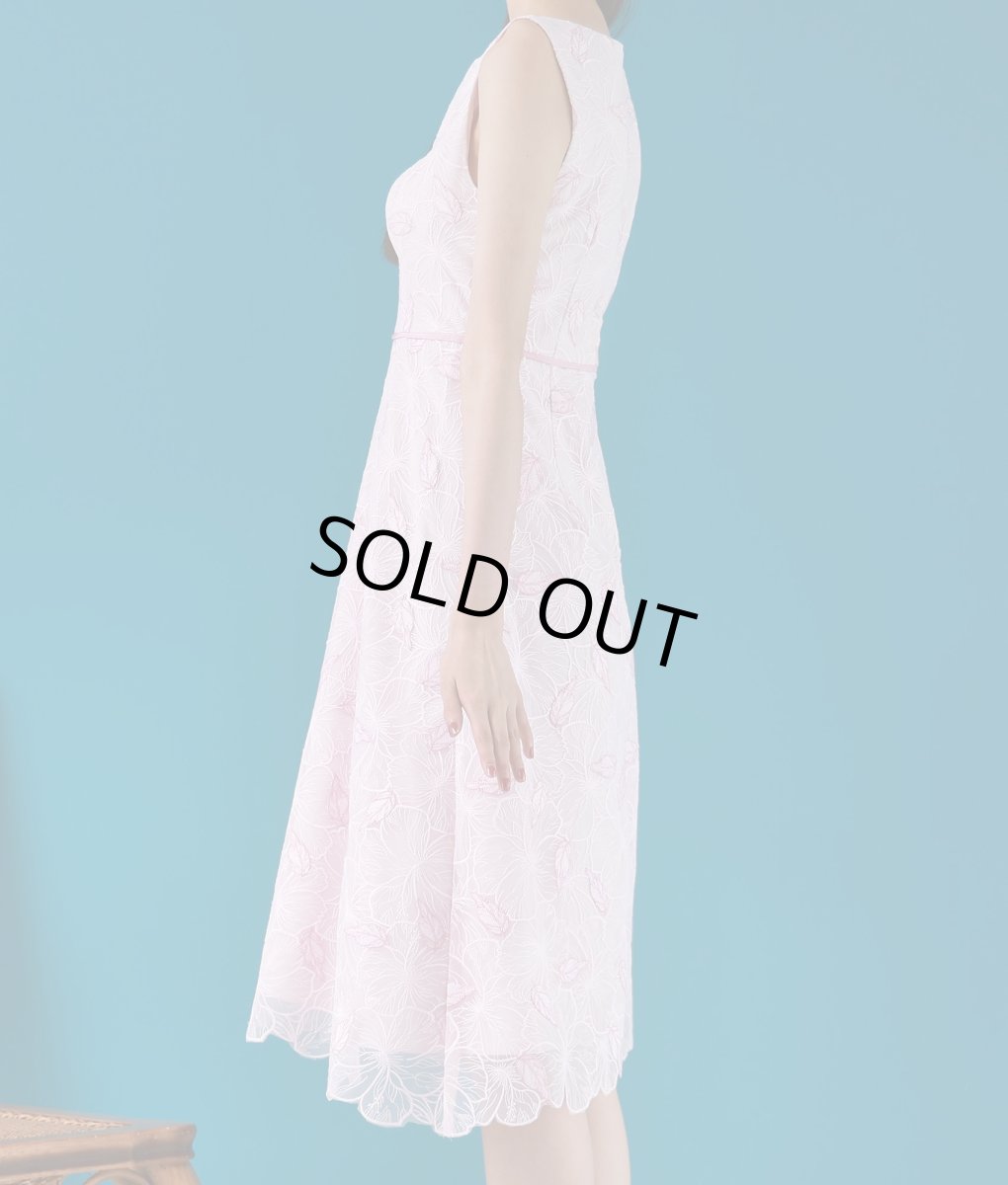 画像7: [ERUKEI]総レース・ハイウエスト・ウエストポイント・ノースリーブ・Aライン・ミディアムドレス・ワンピース[黒木麗奈着用][送料無料] (7)