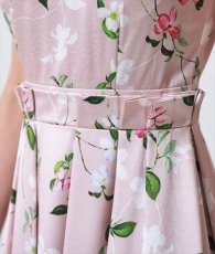 画像11: [ERUKEI GINZA COUTURE]花柄・サテン・ノースリーブ・タック・プリーツ・Aライン・ミニドレス・ワンピース[黒木麗奈着用][送料無料] (11)