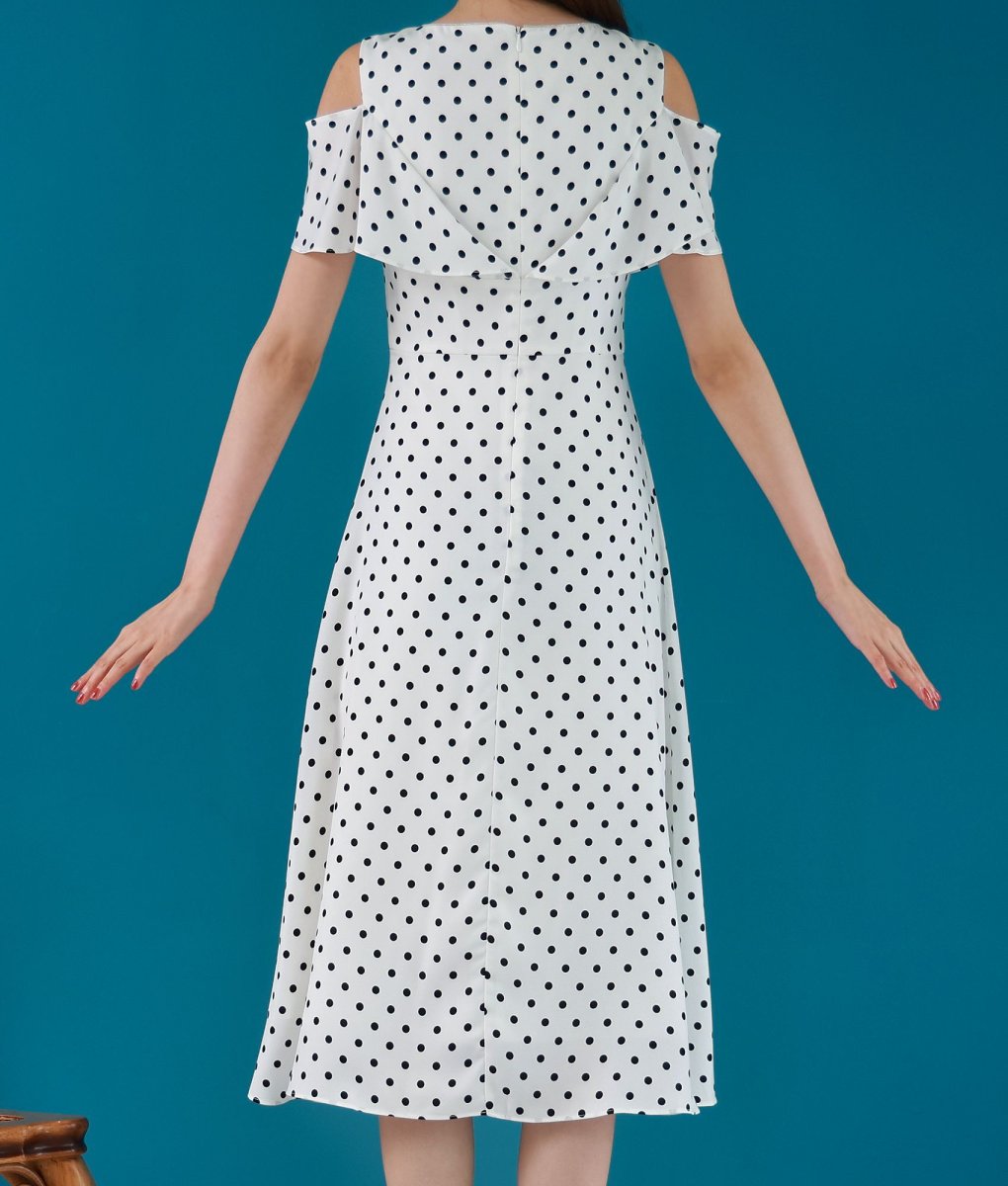 画像8: [ERUKEI]オープンショルダー・ポイントフリル・ドット・パールビジュー・Ａライン・ミディアムドレス・ワンピース[黒木麗奈着用]《送料＆代引き手数料無料》 (8)