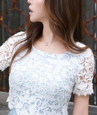 画像4: [ XS-Lサイズ / 1カラー][ERUKEI]ホワイト・ブルー・半袖・レース・タイト・ミニドレス・ワンピース[山崎みどり着用][送料無料] mylu (4)