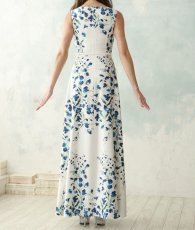 画像9: [ XS-Lサイズ / 1カラー][ERUKEI]ホワイト×ブルー・ベルト・プリント・ノースリーブ・Aライン・ロングドレス・ワンピース[山崎みどり着用][送料無料] mywh (9)