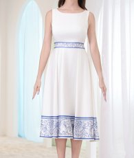 画像10: [ XS-Lサイズ / 1カラー][ERUKEI]プリント・切替・Aライン・ノースリーブ・ミディアムドレス・ワンピース[山崎みどり着用][送料無料] mywhlu (10)