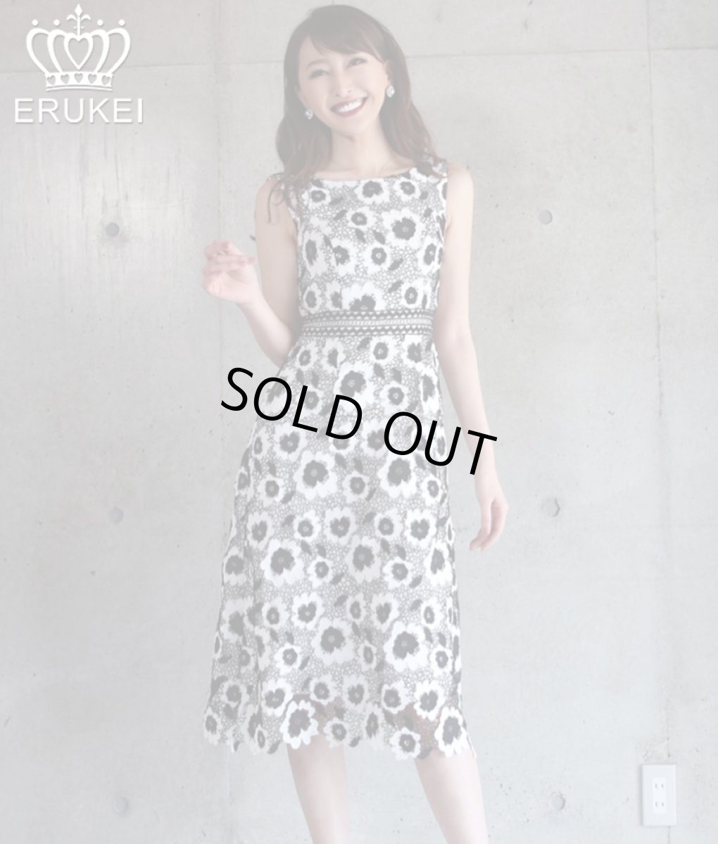 画像2: [ERUKEI] ブラック×ホワイト・フラワーレース・スカラップレース・ノースリーブ・ボートネック・Aライン・ミディアムドレス・ワンピース[薗田杏奈・山崎みどり着用]《送料＆代引き手数料無料》mybk (2)