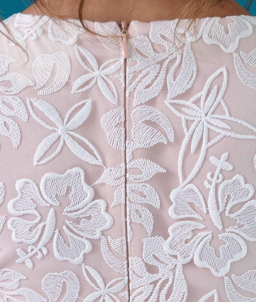 画像11: [ERUKEI]ノースリーブ・ブラック・ホワイト・花柄・ハイビスカス・刺繍・プリント・Vネック・Aライン・ミディアムドレス[送料無料] (11)