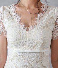 画像12: [ XS-Lサイズ / 2カラー][ERUKEI]ワンカラー・総レース・フリンジ・半袖・インナーミニ・タイト・マーメイド・ミディアムドレス・ワンピース[薗田杏奈着用[送料無料] (12)