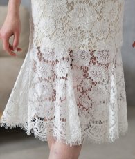 画像14: [ XS-Lサイズ / 2カラー][ERUKEI]ワンカラー・総レース・フリンジ・半袖・インナーミニ・タイト・マーメイド・ミディアムドレス・ワンピース[薗田杏奈着用[送料無料] (14)