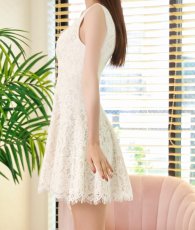 画像9: [ XS-Lサイズ / 1カラー][ERUKEI]ホワイト・総レース ・Vネック・ノースリーブ・Aライン・ミニドレス・ワンピース[黒木麗奈着用][送料無料] (9)