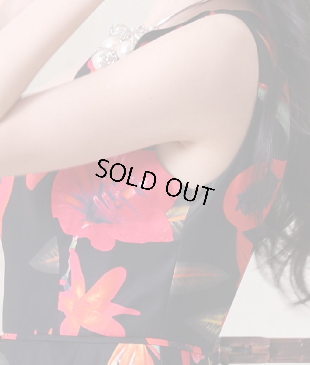 画像10: [ERUKEI]ブラック・プリント・フルーツ柄・Aライン・ノースリーブ・ミディアムワンピース・ドレス[黒木麗奈着用][送料無料] (10)