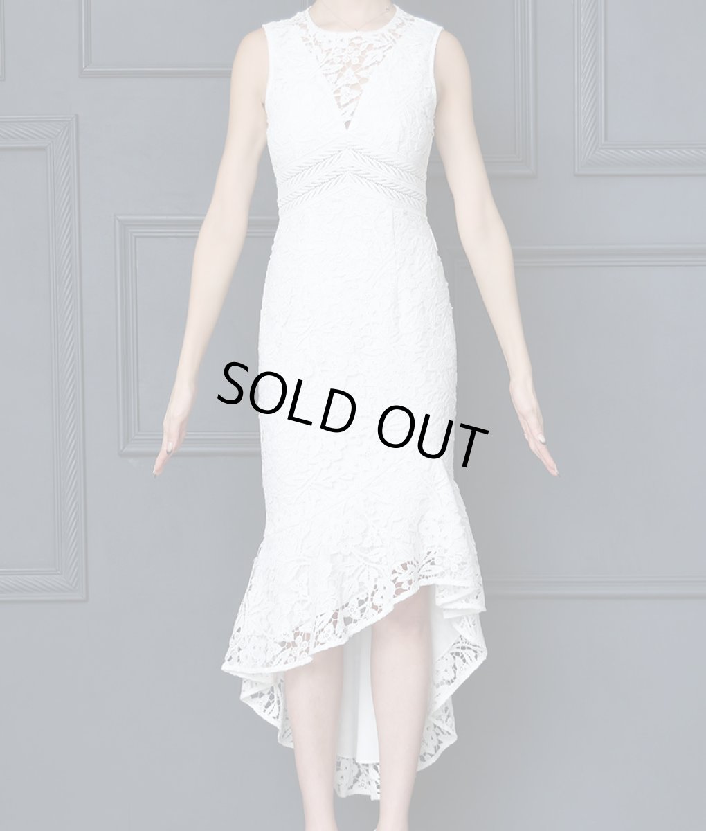 画像6: [ERUKEI]ホワイト・総レース・アシメントリー丈・ノースリーブ・マーメイド・ヘムライン・ミディアムドレス・ワンピース[山崎みどり着用]《送料＆代引き手数料無料》 (6)