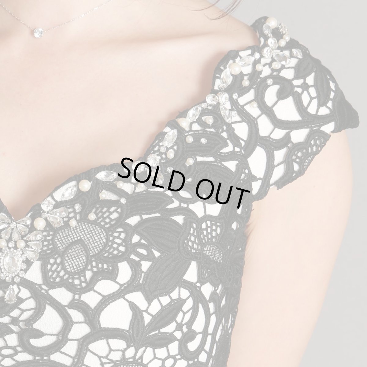 画像13: [SALE品のため返品不可＆再入荷なしの現品限り][Glitter][山崎みどり着用][姉ageha]オーガンジーペプラム・フレンチスリーブ・ケミカルレース・ミニドレスmall_ (13)