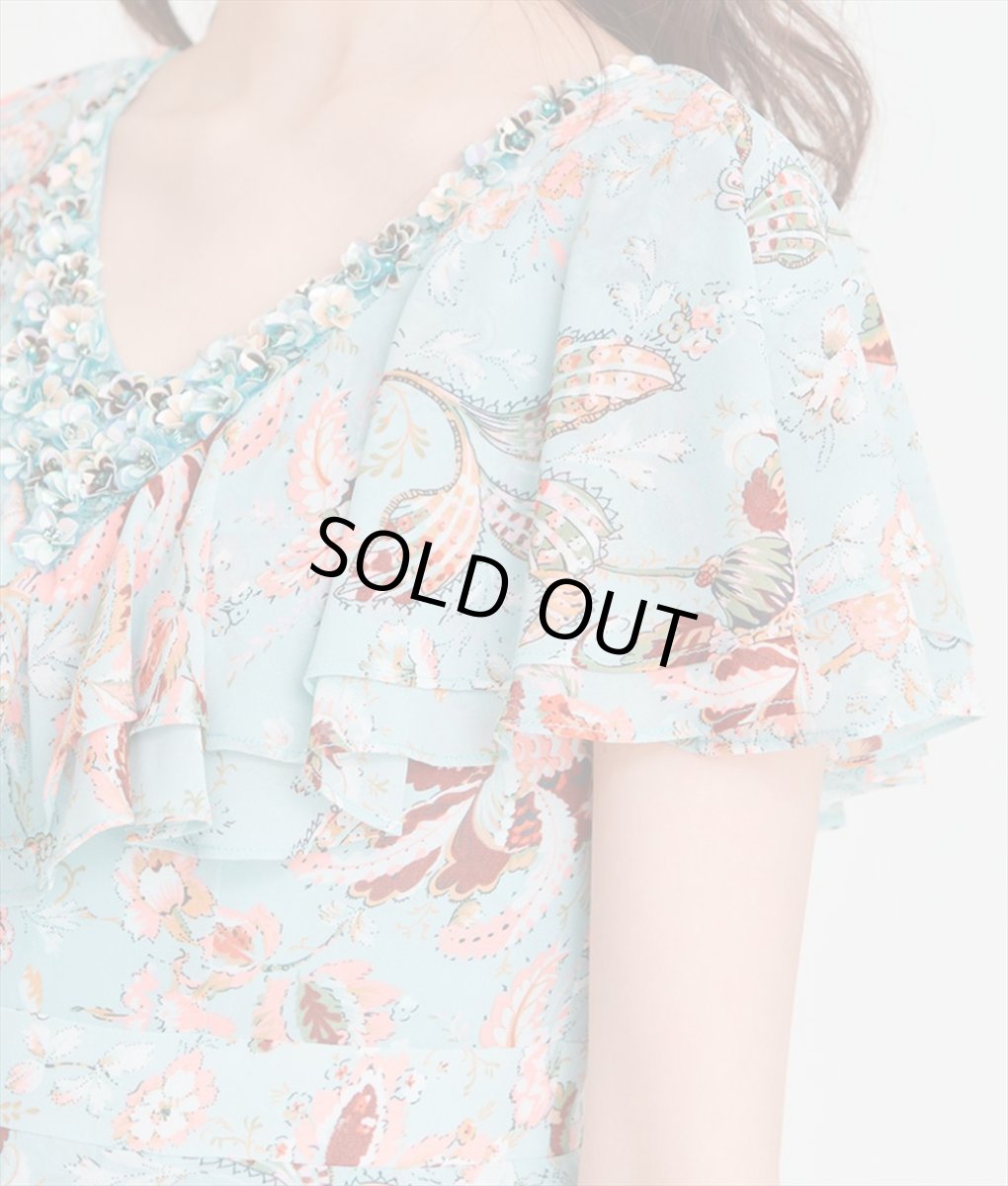 画像10: [ERUKEI]ライトブルーグリーン・花柄・シフォン・ティアードフリル・半袖・Aライン・膝丈・ミディアムドレス・ワンピース[黒木麗奈着用]《送料＆代引き手数料無料》 (10)