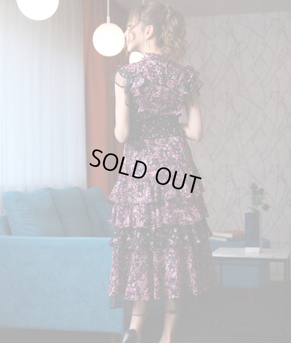 画像4: [ERUKEI]ブラック×ピンク花柄・ティアードフリル・Aライン・レースポイント・ミディアムドレス・ワンピース[山崎みどり着用]《送料＆代引き手数料無料》mypl (4)