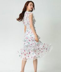 画像3: [ERUKEI]花柄・シフォン・ティアードフリル・Aライン・レースポイント・ミディアムドレス・ワンピース[黒木麗奈着用][送料無料] (3)