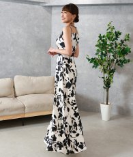 画像4: [ XS-Lサイズ / 1カラー][ERUKEI]モノトーン・リーフ柄・花柄・レースネック・Aライン・ノースリーブ・ロングドレス・ワンピース[薗田杏奈着用][送料無料] (4)