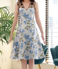 画像13: [ XS-Lサイズ / 1カラー][ERUKEI]花柄・ジャガード・レース・ノースリーブ・Aライン・ミディアムドレス・ワンピース[薗田杏奈着用][送料無料] (13)