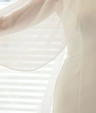 画像14: [ XS-Lサイズ / 1カラー][ERUKEI]シンプル・ホワイト・ケープ・ノースリーブ・マーメイド・ロングドレス[薗田杏奈着用][送料無料] (14)