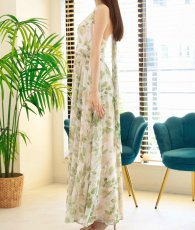 画像7: [ XS-Lサイズ / 1カラー][ERUKEI]花柄・ホルターネック・シフォン・ウエストマーク・ノースリーブ・Aライン・ロングドレス[黒木麗奈着用][送料無料] (7)