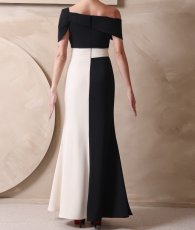 画像11: [ XS-Lサイズ / 1カラー][ERUKEI]オフショルダー・アシンメトリー・バイカラー・切替・マーメイドライン・ロングドレス・ワンピース[山崎みどり着用][送料無料] mybkiv (11)