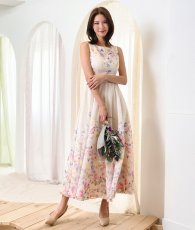 画像2: [ XS-Lサイズ / 1カラー][ERUKEI]フラワープリント・ボートネック・ノースリーブ・ウエストタック・花柄・フレア・Aライン・ミディアムドレス[奈月セナ着用][送料無料] (2)
