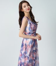 画像4: [ERUKEI]シフォン・滲み・プリント・ギャザー・Vネック・ノースリーブ・Aライン・ロングドレス《送料＆代引き手数料無料》 (4)