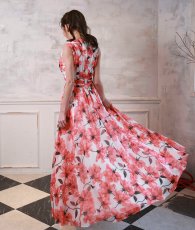 画像4: [ XS-Lサイズ / 1カラー][ERUKEI]ホワイト×レッド・花柄・Aライン・ノースリーブ・シフォン・ロングドレス・ワンピース[山崎みどり着用][送料無料]myrd (4)